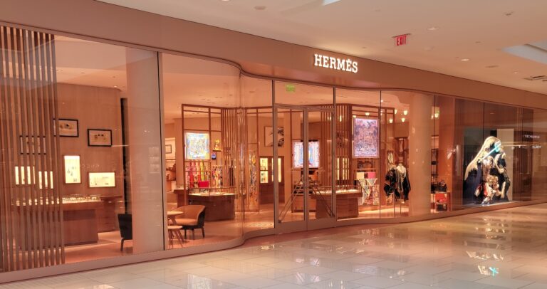 Hermes in Paradise