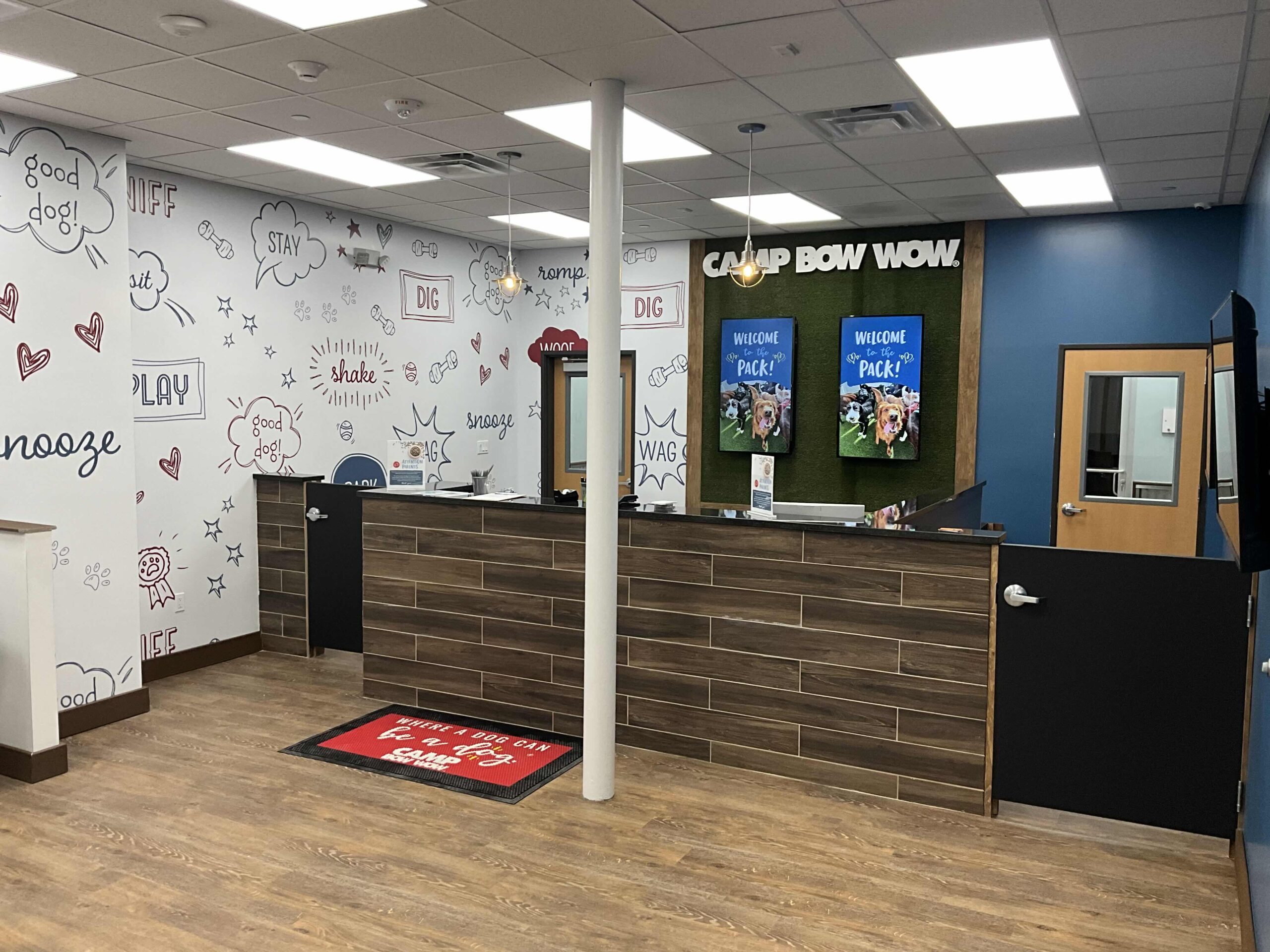 Camp Bow Wow in Lindenhurst Interior